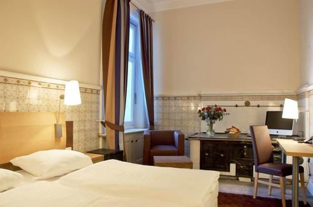 Alsterblick Boutique Hotel Hamburg Bagian luar foto